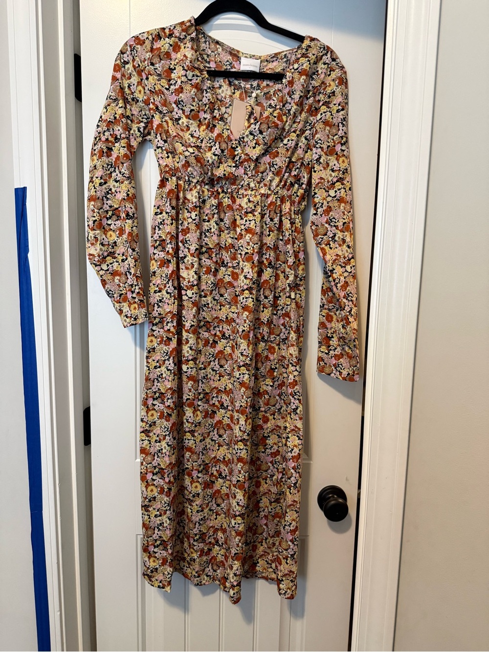 Long Sleeve Floral Midi Dress in Rust Floral